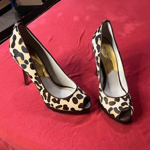 Micheal Kors Fur Heels